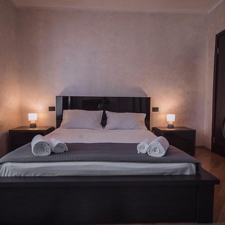 Makos Guest House Koutaïssi Extérieur photo