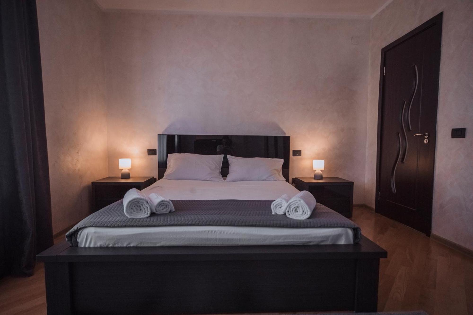 Makos Guest House Koutaïssi Extérieur photo
