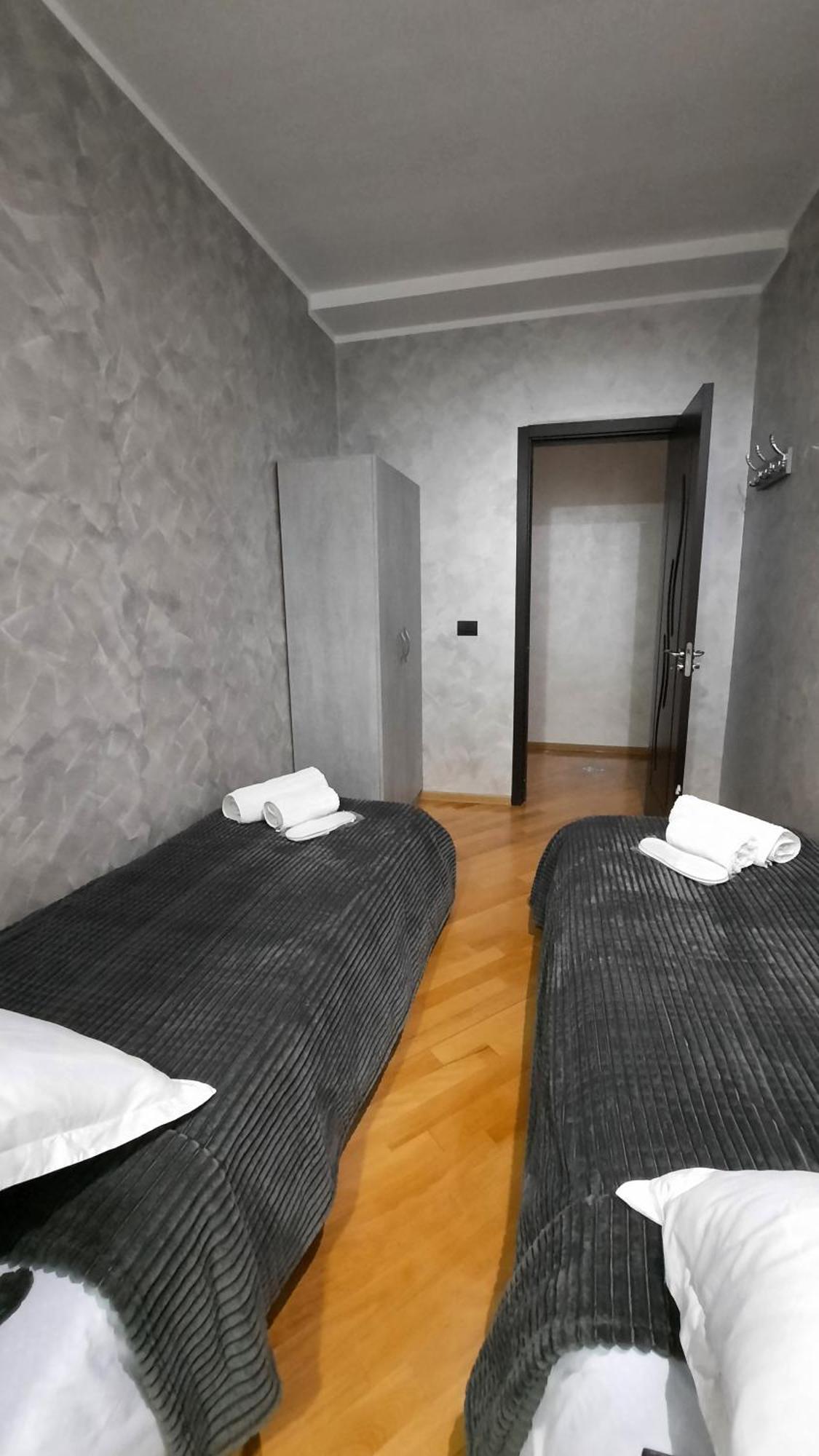 Makos Guest House Koutaïssi Extérieur photo