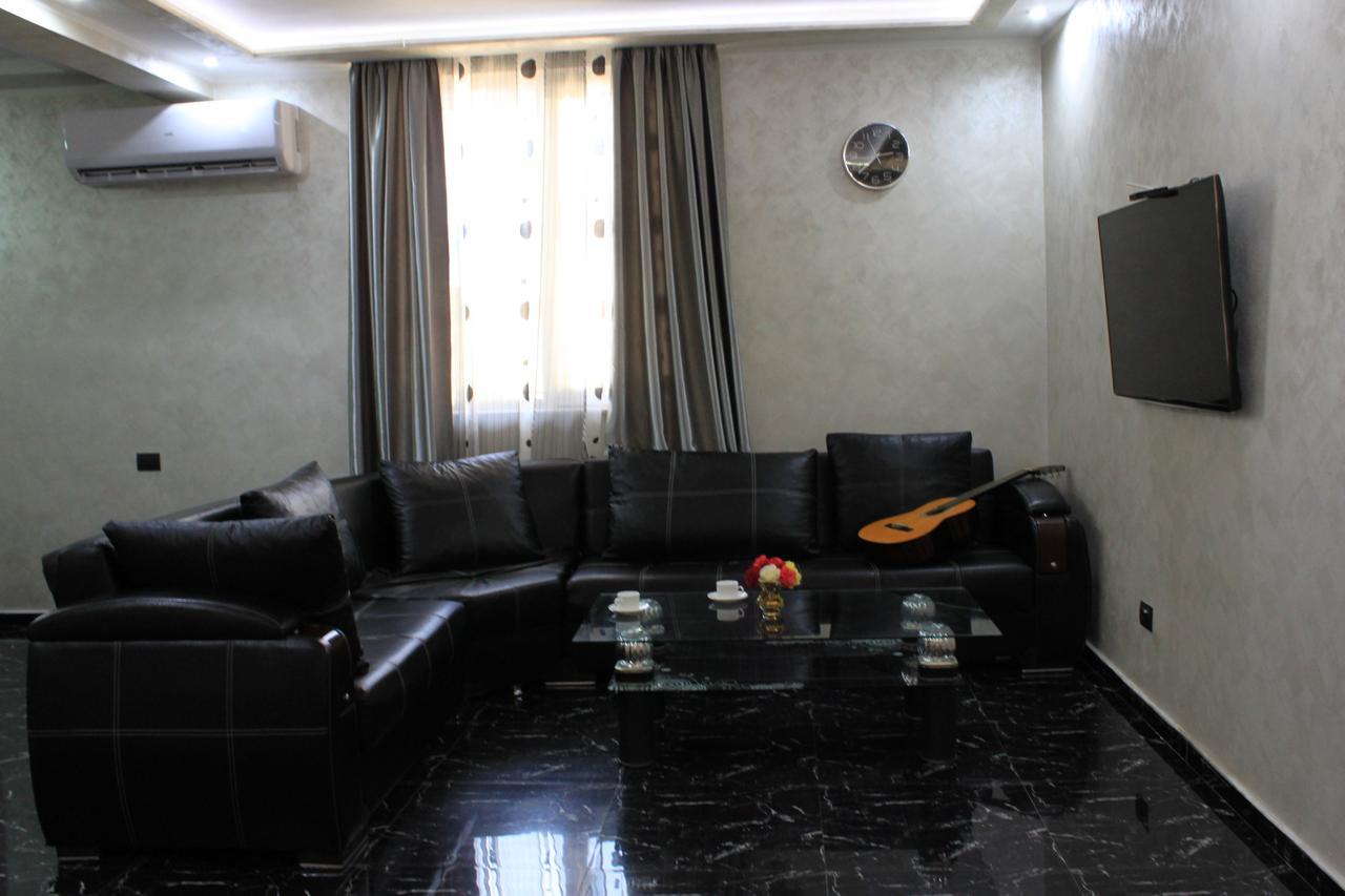 Makos Guest House Koutaïssi Extérieur photo